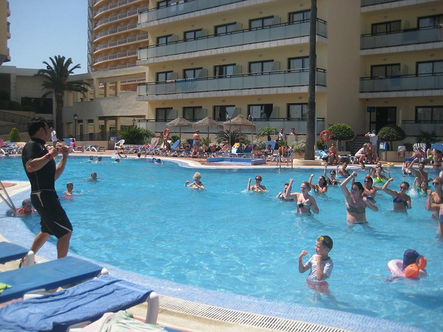 Hotel Puente Real Torremolinos Exterior foto