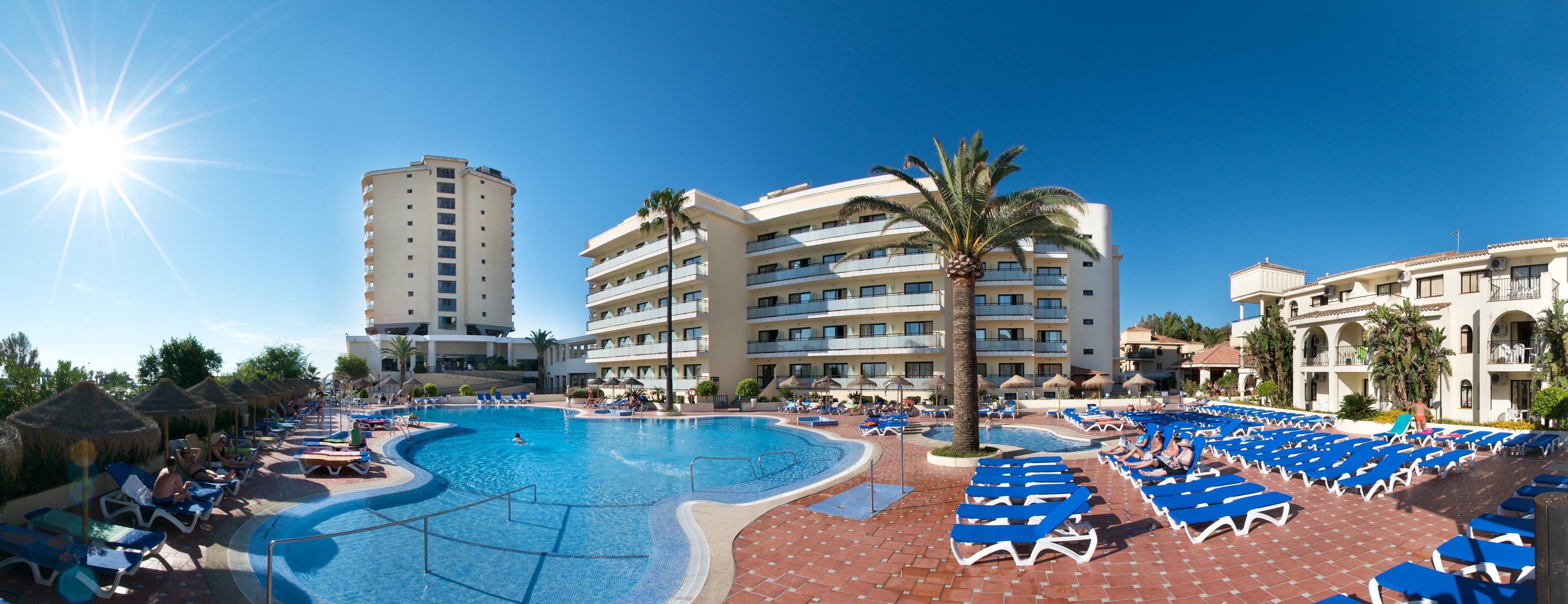 Hotel Puente Real Torremolinos Exterior foto